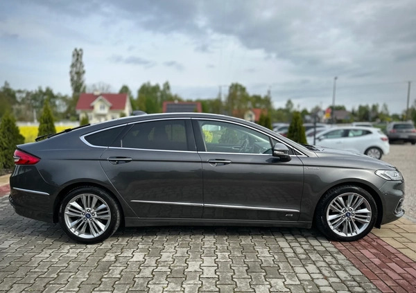 Ford Mondeo cena 109700 przebieg: 117000, rok produkcji 2020 z Brok małe 781